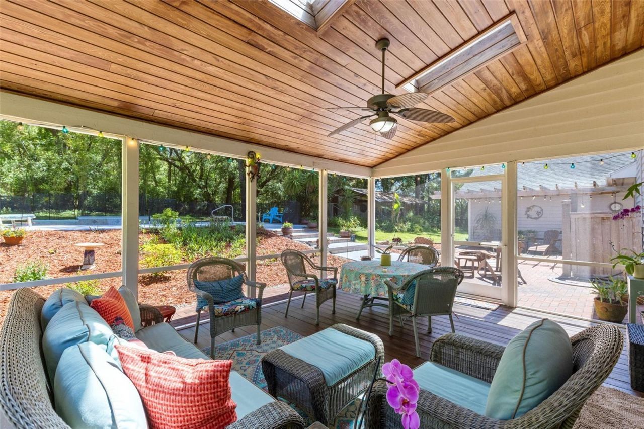 5787 N Apopka Vineland Road, Orlando, FL 32818 Photo