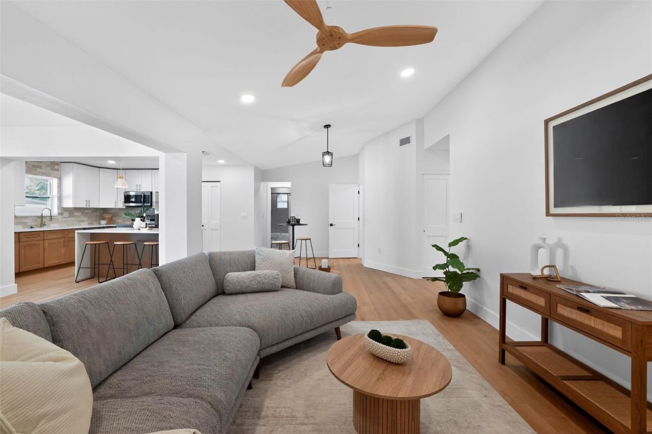 10203 57th Way N, Pinellas Park, FL 33782 Photo