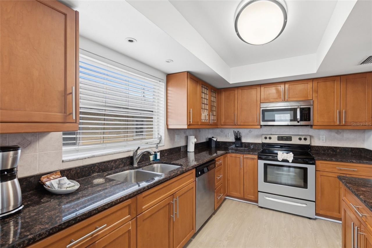 6801 Sunset Way, Saint Pete Beach, FL 33706 Photo