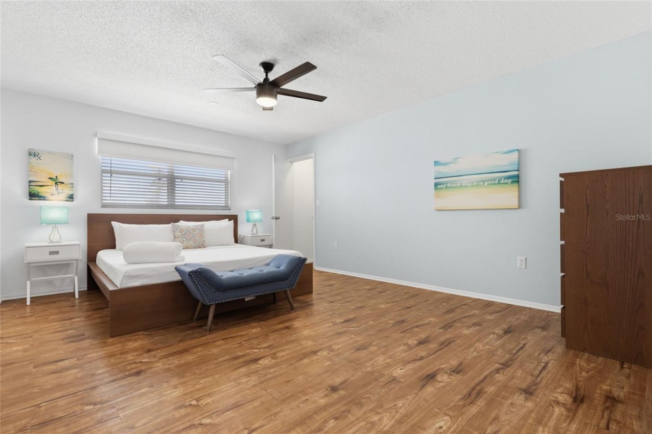 6801 Sunset Way, Saint Pete Beach, FL 33706 Photo
