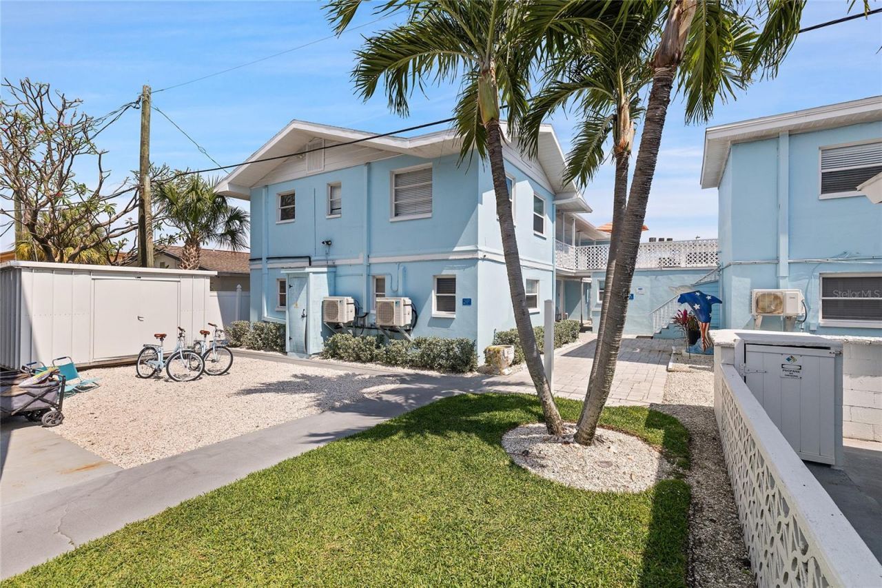 6801 Sunset Way, Saint Pete Beach, FL 33706 Photo