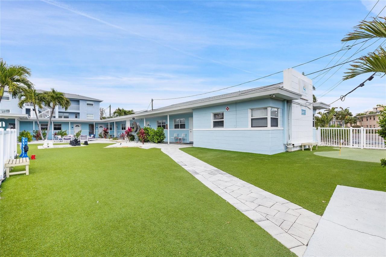 6801 Sunset Way, Saint Pete Beach, FL 33706 Photo