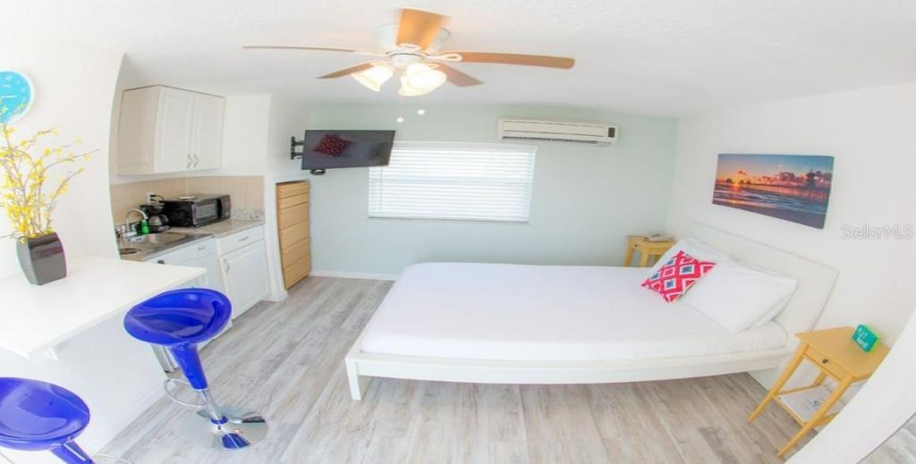 6801 Sunset Way , Saint Pete Beach, FL 33706 Photo