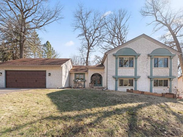 8119 Lower 129th Court, Apple Valley, MN 55124