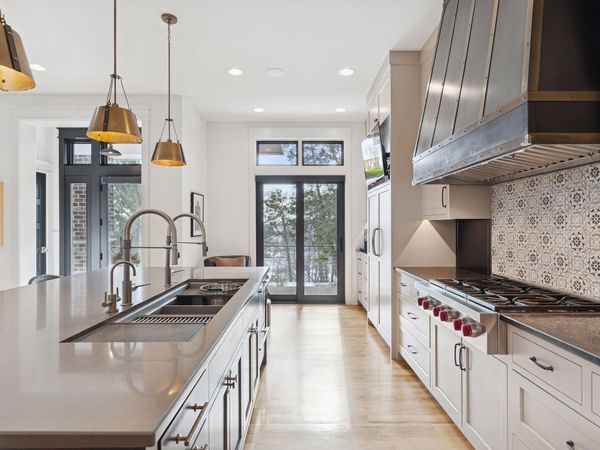 373 Park Street E, Wayzata, MN 55391