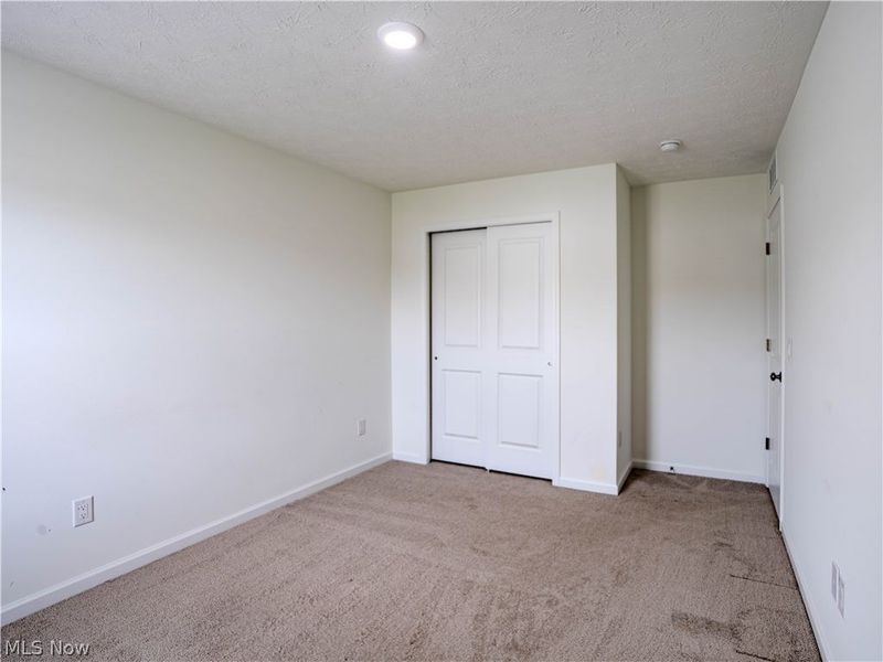 421 River Run Drive, Elyria, OH 44035 Photo 28