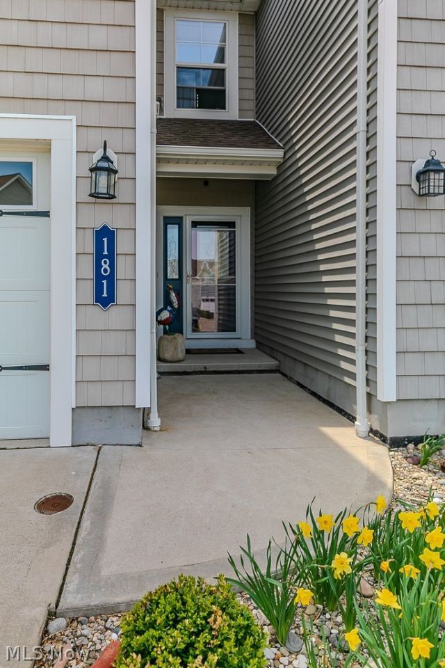 181 Larimar Drive, Willowick, OH 44095