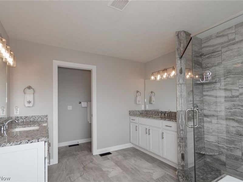 181 Larimar Drive, Willowick, OH 44095 Photo 10