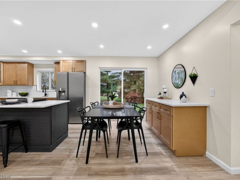 6580 Barton Road , North Olmsted, OH 44070 Photo 16