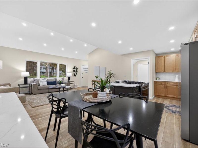 6580 Barton Road , North Olmsted, OH 44070 Photo 17