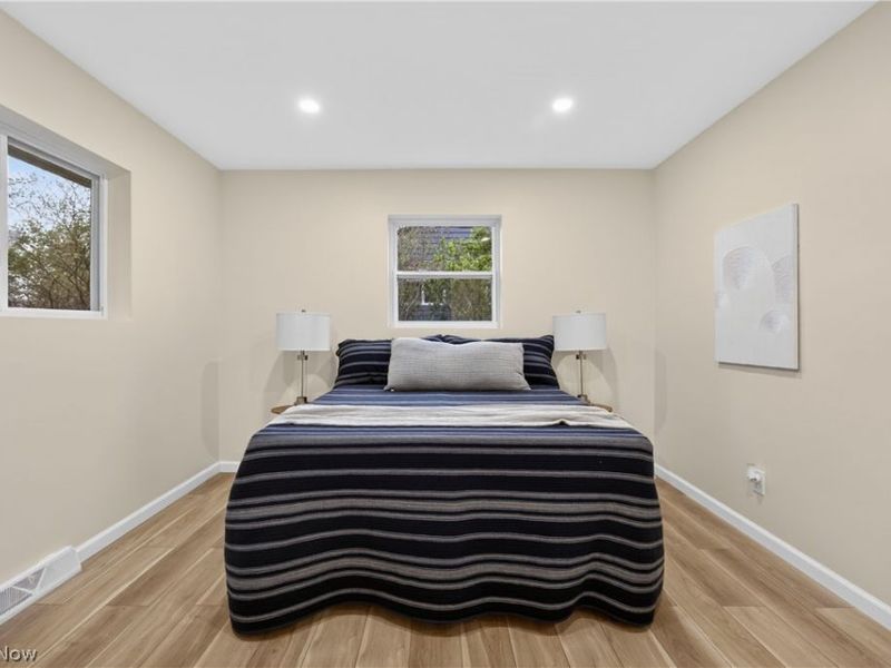 6580 Barton Road , North Olmsted, OH 44070 Photo 27