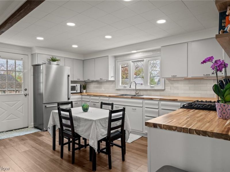 655 N Way Street, Barberton, OH 44203 Photo 14