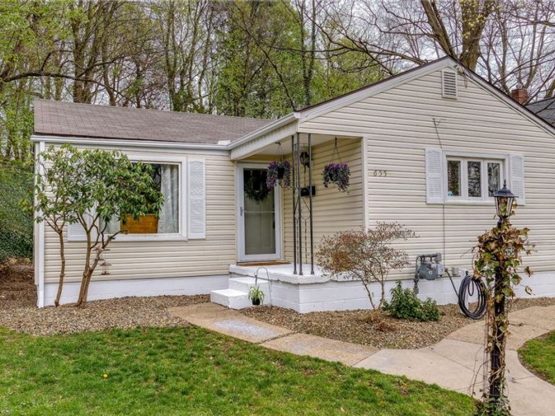 655 N Way Street, Barberton, OH 44203 Photo 2