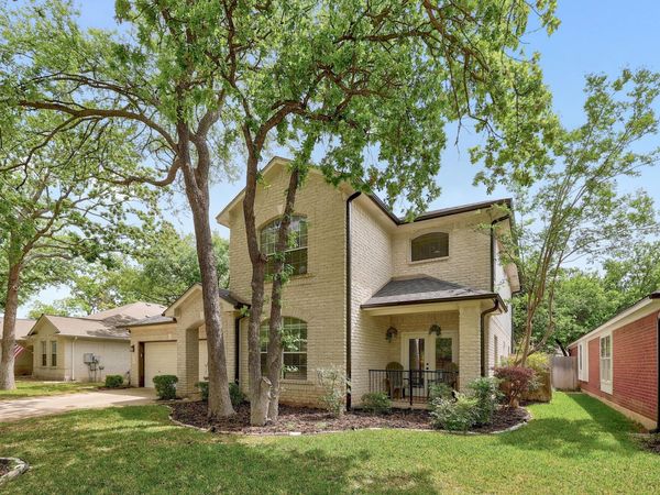 3019 Plantation DR, Round Rock, TX 78681