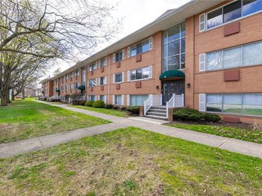2456 East Avenue, Unit F, Rochester, NY 14610