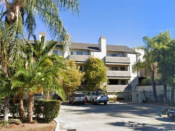 20253 Keswick Street, Unit 318, Winnetka, CA 91306