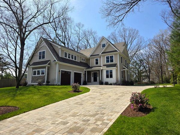 18 Robinson Road, Lexington, MA 02420