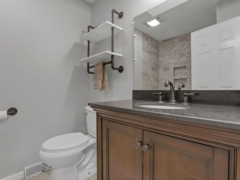 1687 Emerald Court, Newark, OH 43055 Photo 25