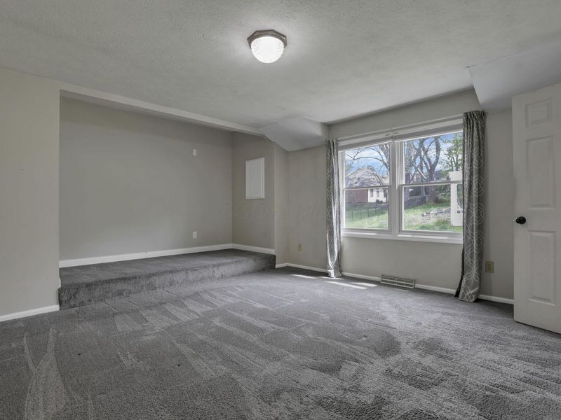 1687 Emerald Court, Newark, OH 43055 Photo 29