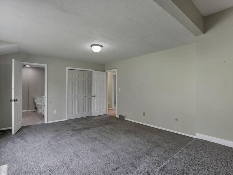 1687 Emerald Court, Newark, OH 43055 Photo 31