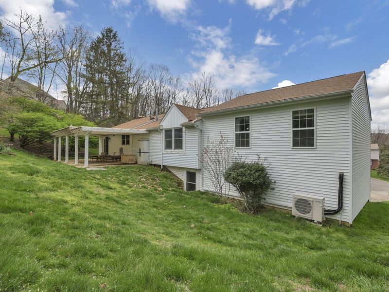 1687 Emerald Court, Newark, OH 43055 Photo 63