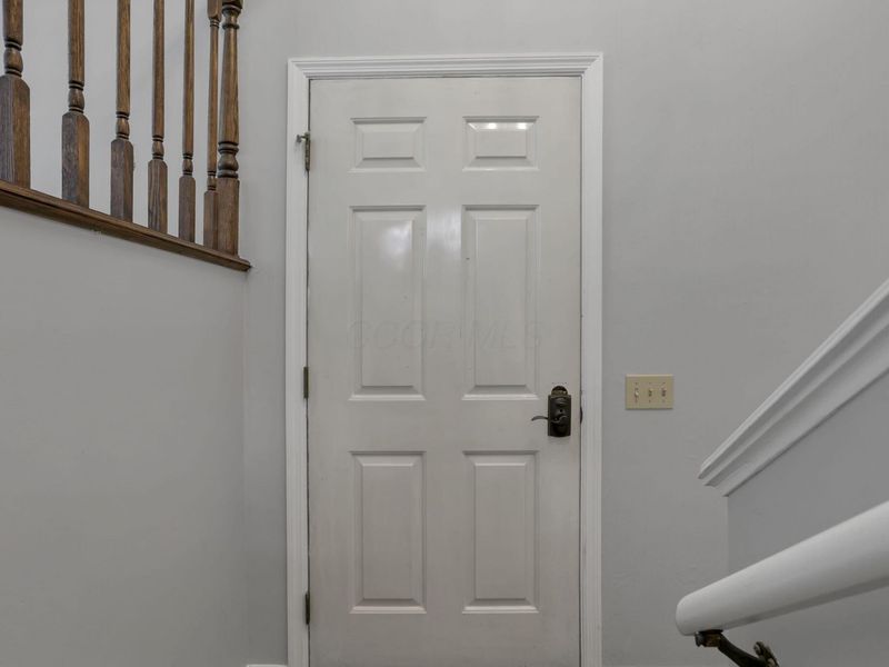 1687 Emerald Court, Newark, OH 43055 Photo 8