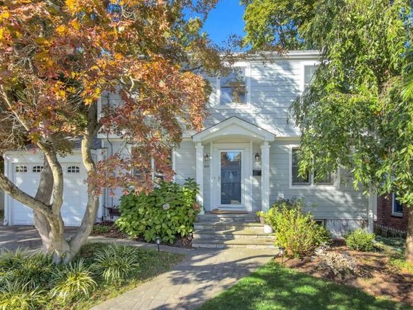 89 Surrey Lane, TENAFLY, NJ 07670