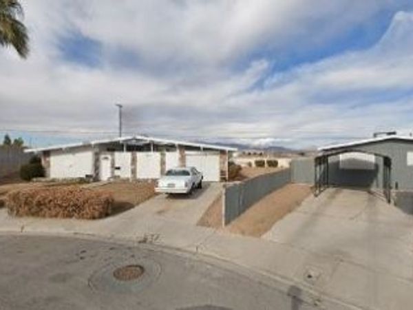 2732 Castle Street , North Las Vegas, NV 89030