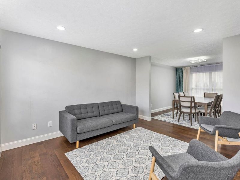 5041 Lexington Court, Mason, OH 45040 Photo 3