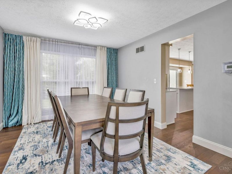 5041 Lexington Court, Mason, OH 45040 Photo 5