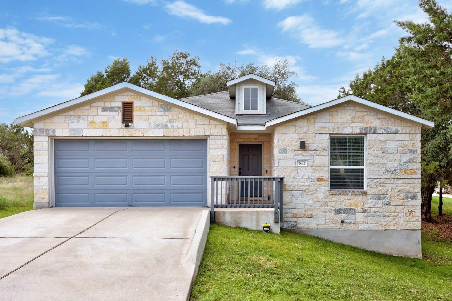 2612 American Dr, Lago Vista, TX 78645 Main Photo