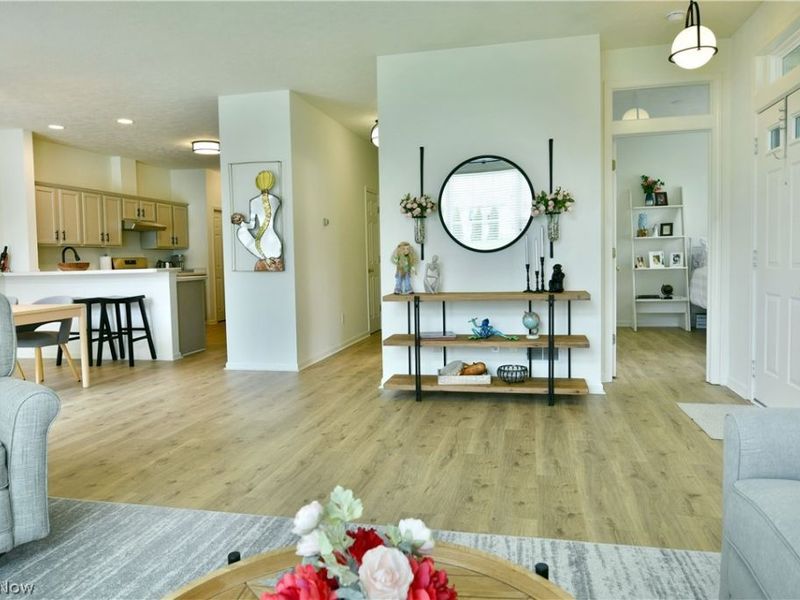 14 Hunters Woods Boulevard, Unit D, Canfield, OH 44406 Photo 3