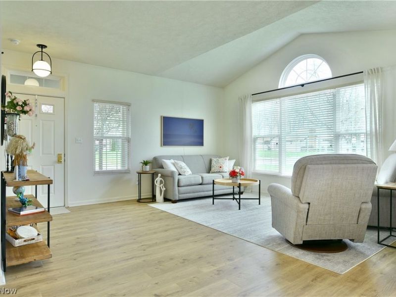 14 Hunters Woods Boulevard, Unit D, Canfield, OH 44406 Photo 5