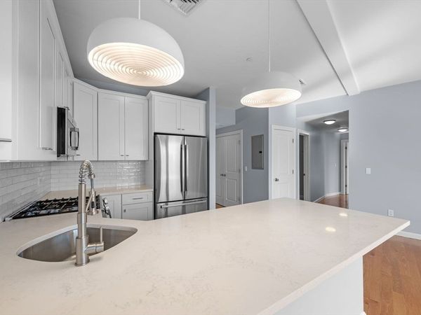 172 Kimball Ave, Unit 2B, Revere, MA 02151