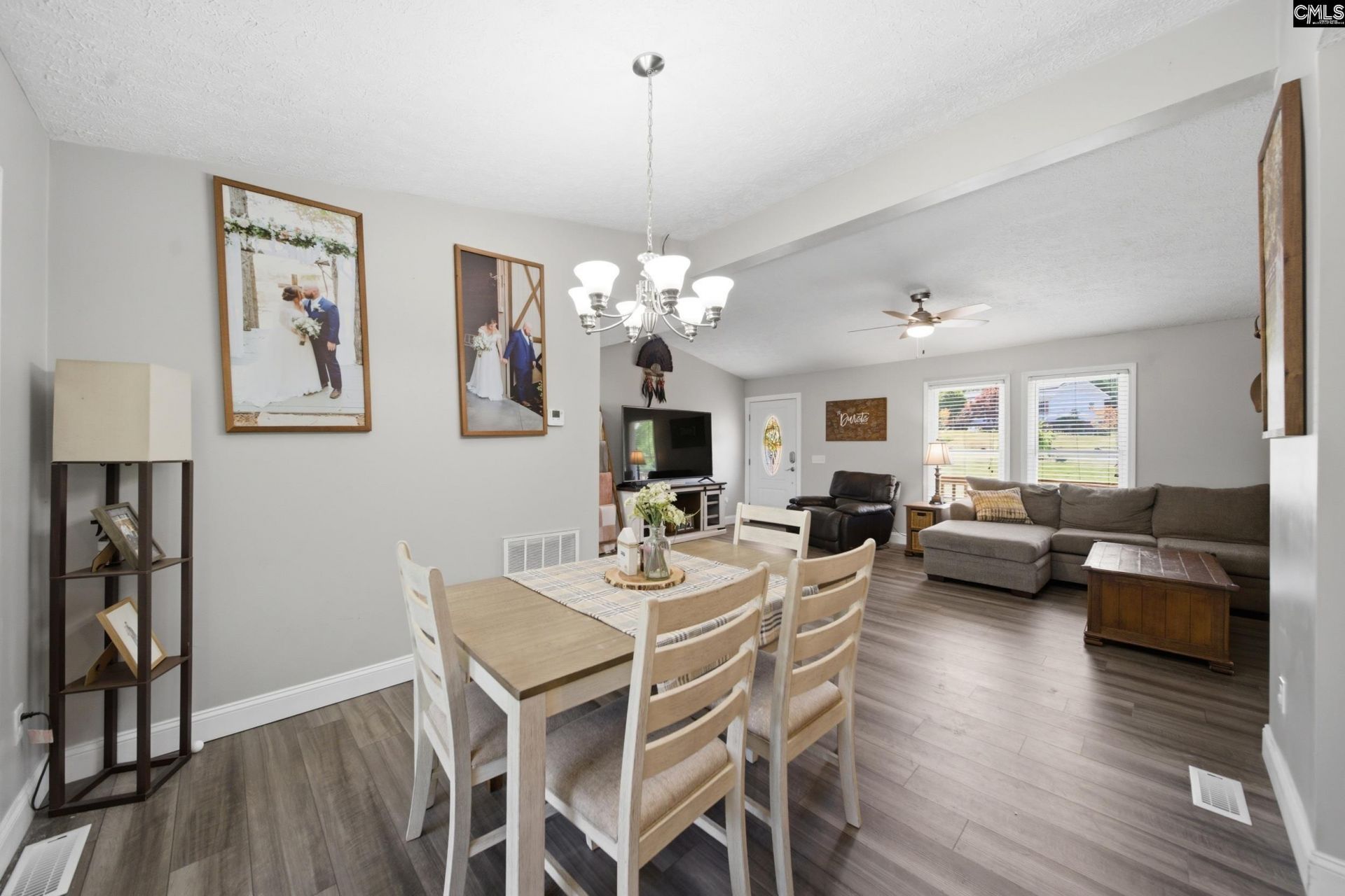 236 Drawdebil Court  Photo 9