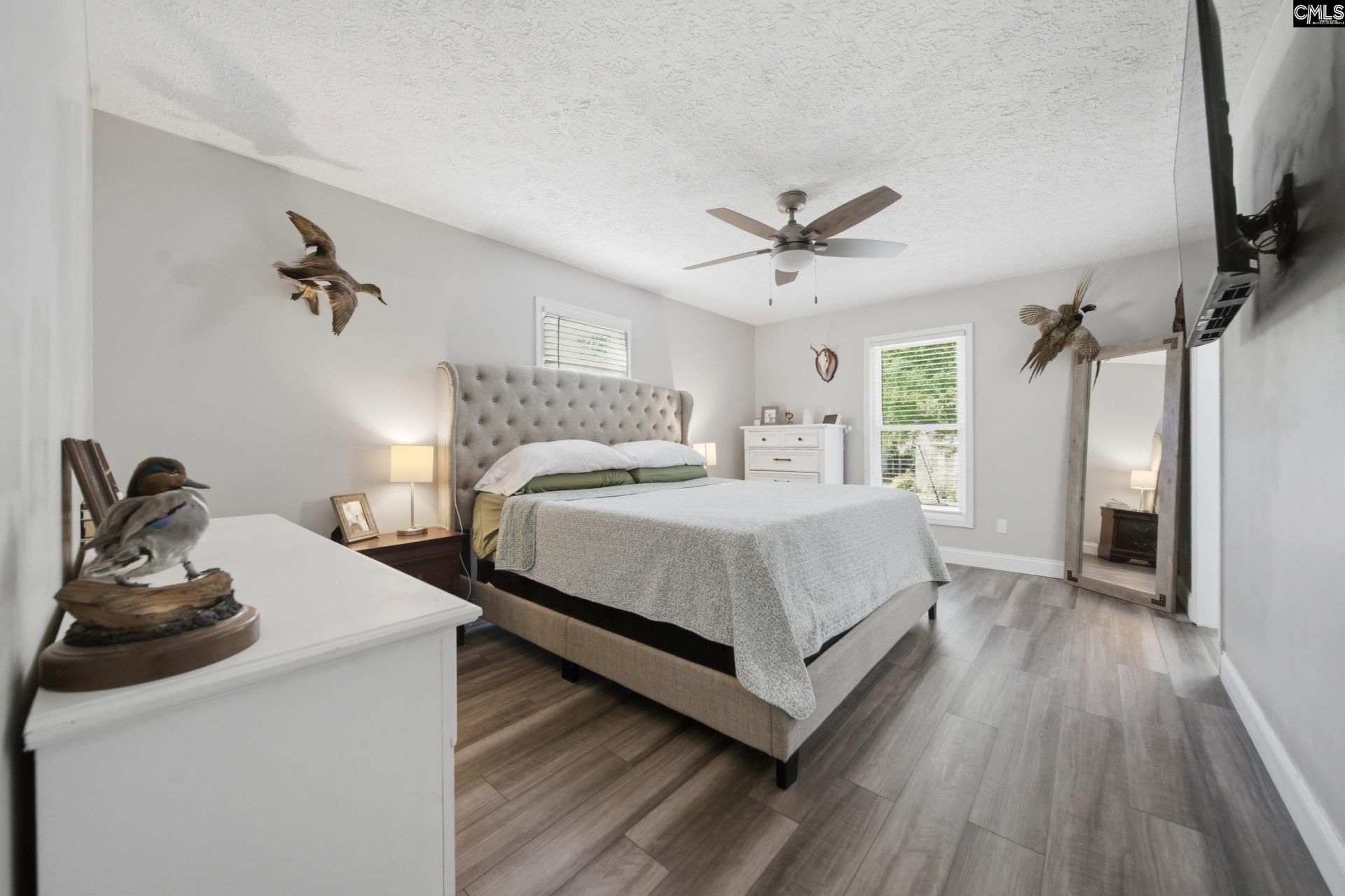 236 Drawdebil Court  Photo 13