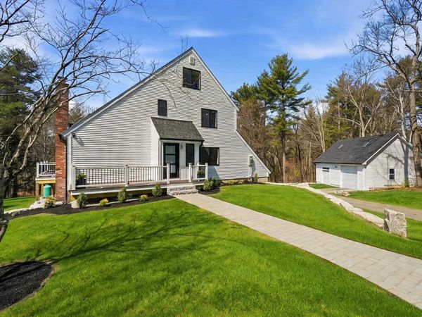 13 Sunridge Road, Windham, NH 03087