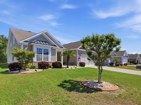 733 Lafayette Park Dr., Little River, SC 29566