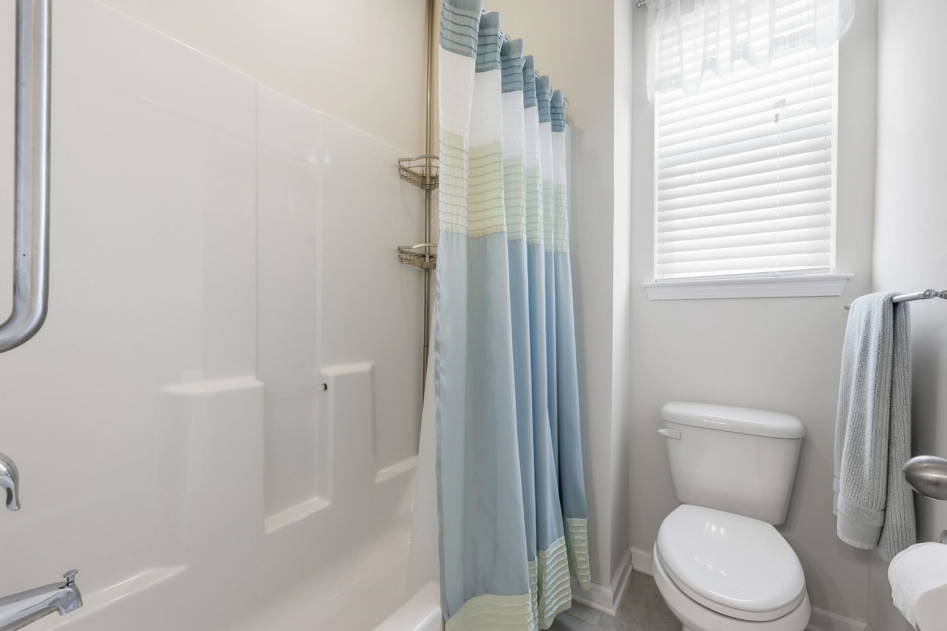 733 Lafayette Park Dr. Photo 32