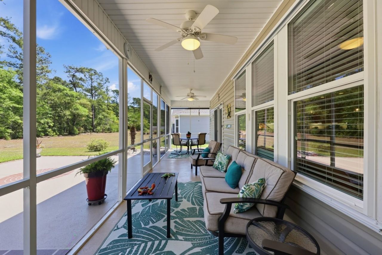 733 Lafayette Park Dr. Photo 38