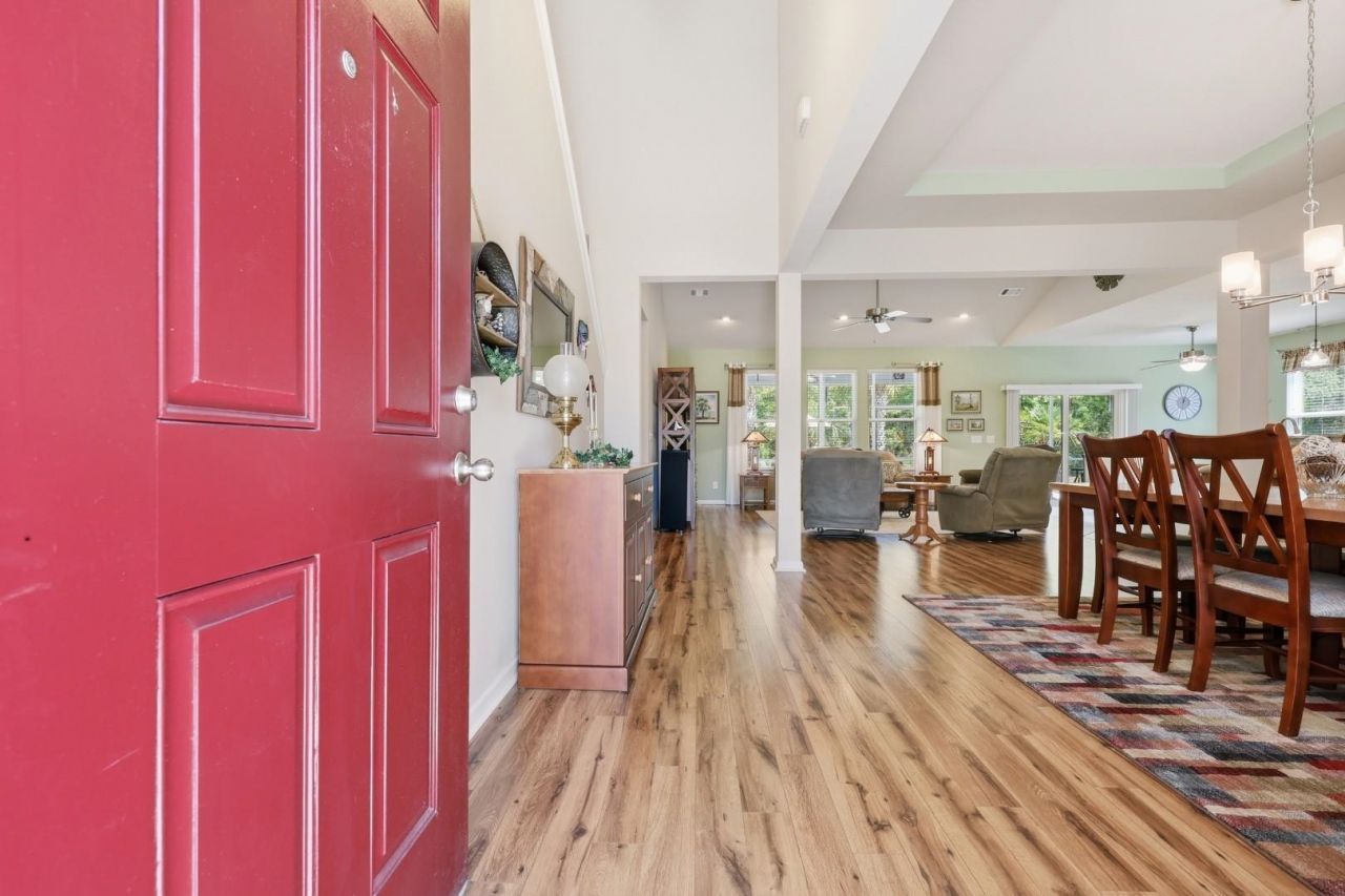 733 Lafayette Park Dr. Photo 5