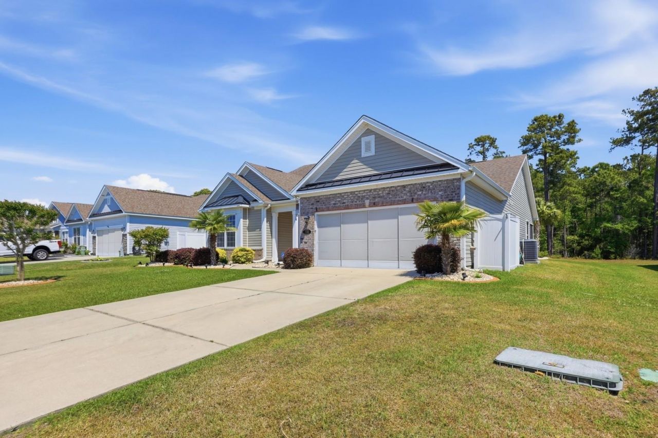 733 Lafayette Park Dr. Photo 5
