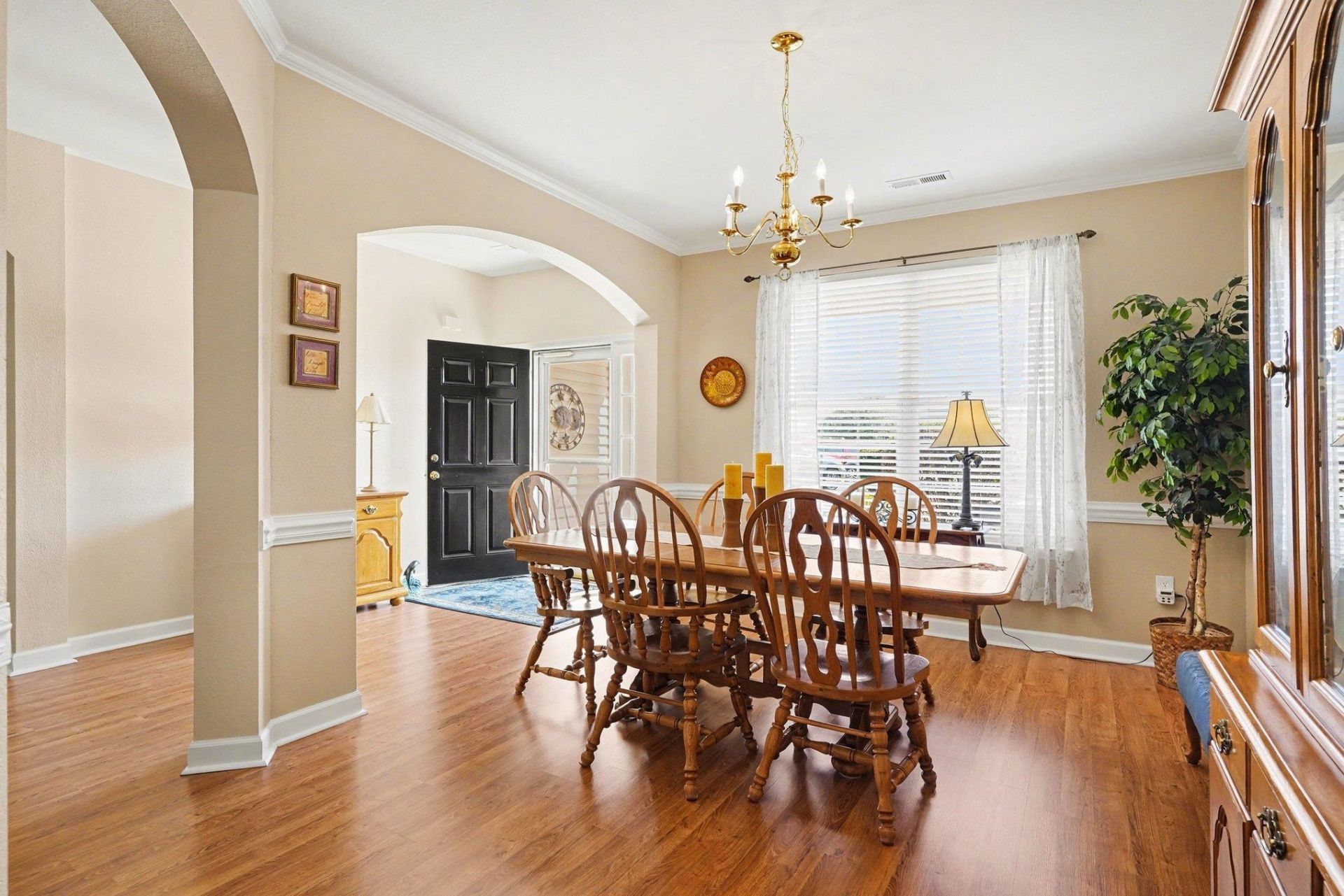 836 Clarion Ct. Photo 10