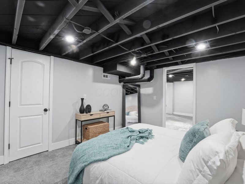 2954 E 13th Avenue, Columbus, OH 43219 Photo 21