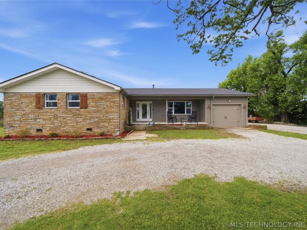 10104 E 136th Street N, Collinsville, OK 74021