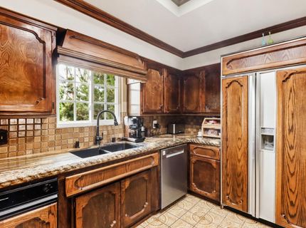 5105 Cocoa Palm Way, Fair Oaks, CA 95628 Photo