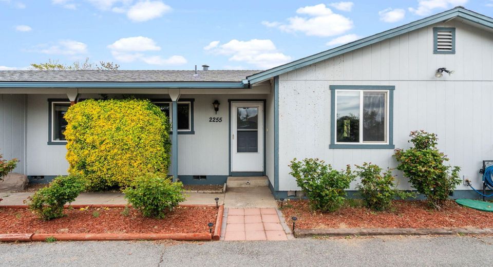 2255 Dakota Way, Reno, NV 89506 Photo