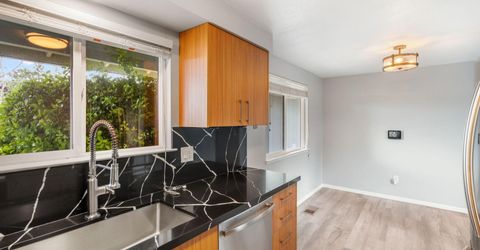 2255 Dakota Way, Reno, NV 89506 Photo