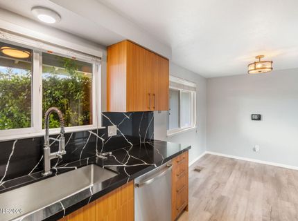 2255 Dakota Way, Reno, NV 89506 Photo