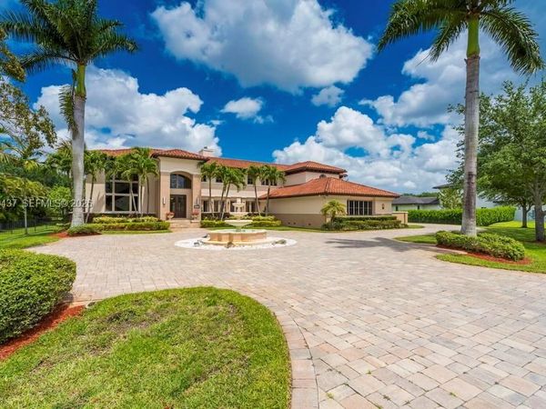 13425 SW 37th Pl, Davie, FL 33330